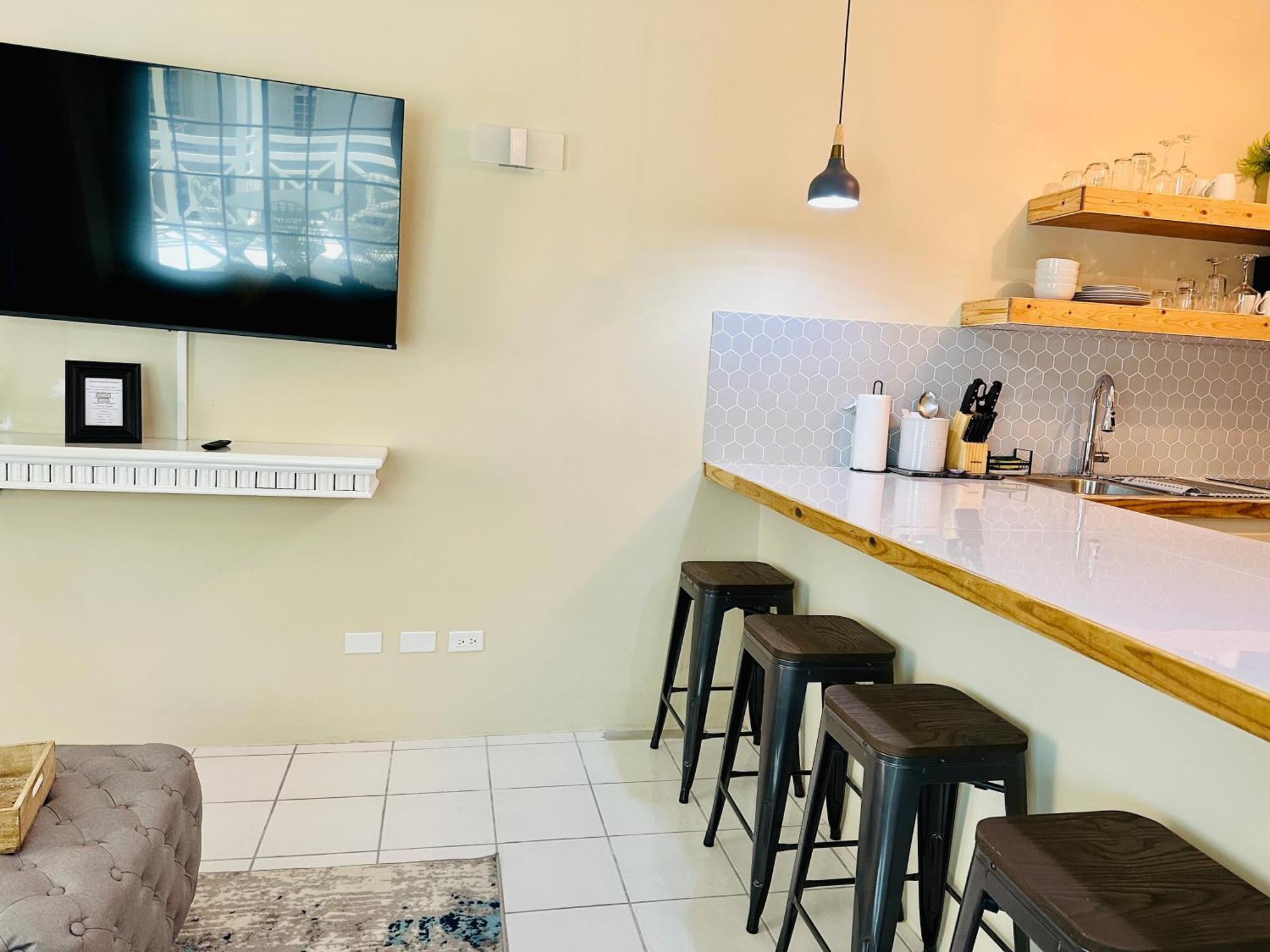 Falcon Oceanview 2Br Condo-Airport Transportation Available-24-7Security Montego Bay Exterior photo