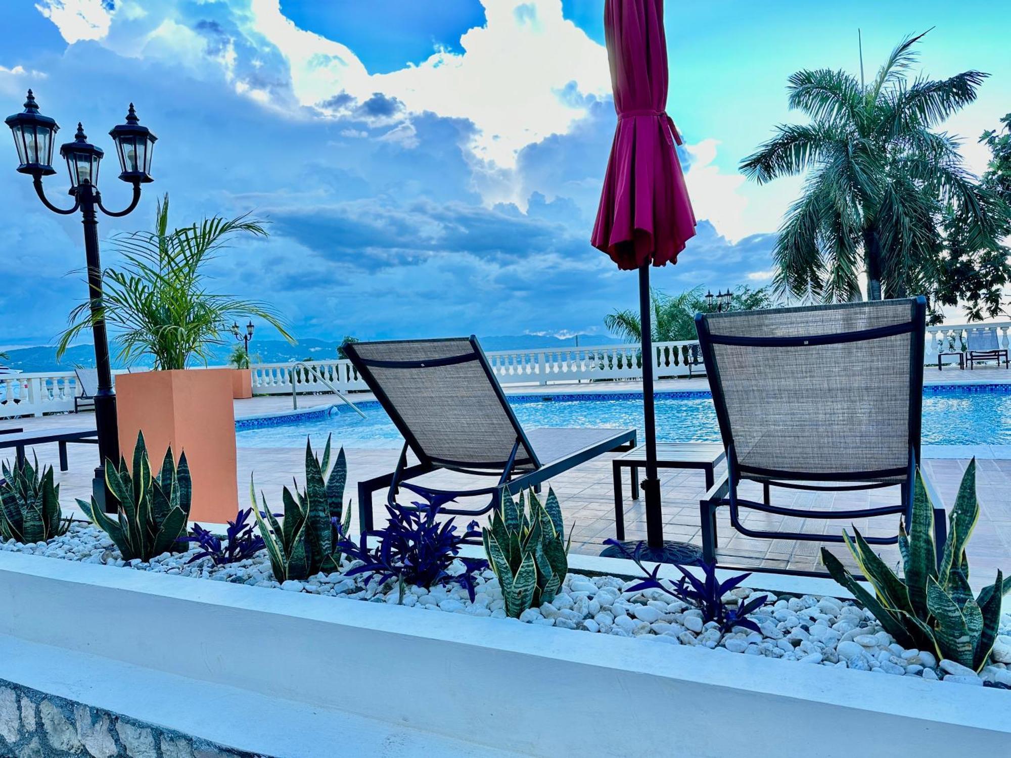 Falcon Oceanview 2Br Condo-Airport Transportation Available-24-7Security Montego Bay Exterior photo